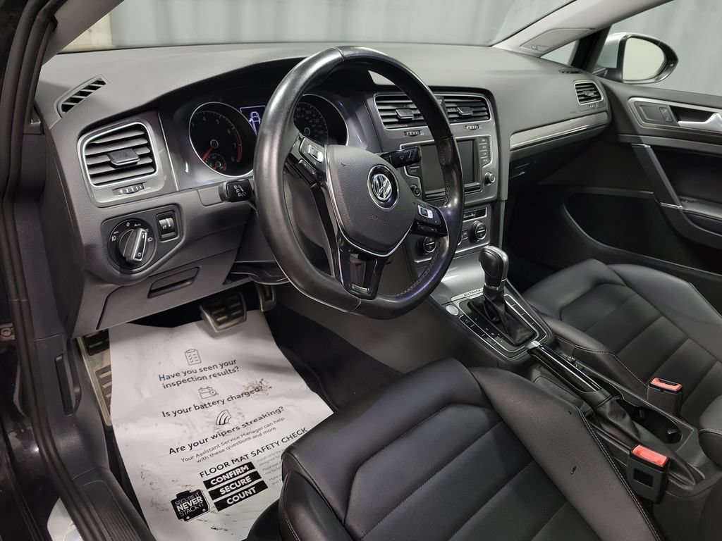 Used 2017 Volkswagen Golf Alltrack SEL AWD/4WD image 16