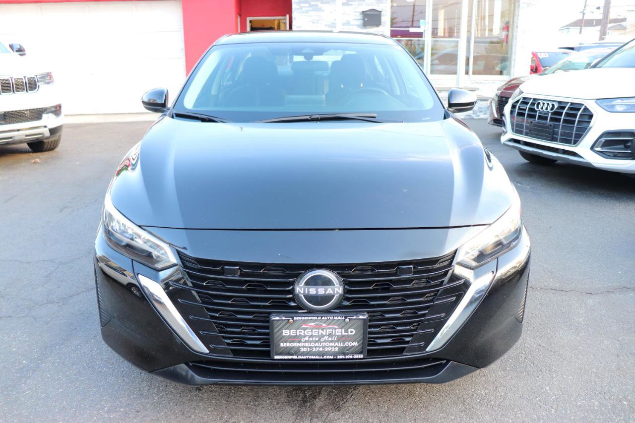 Used 2024 Nissan Sentra SV FWD image 8