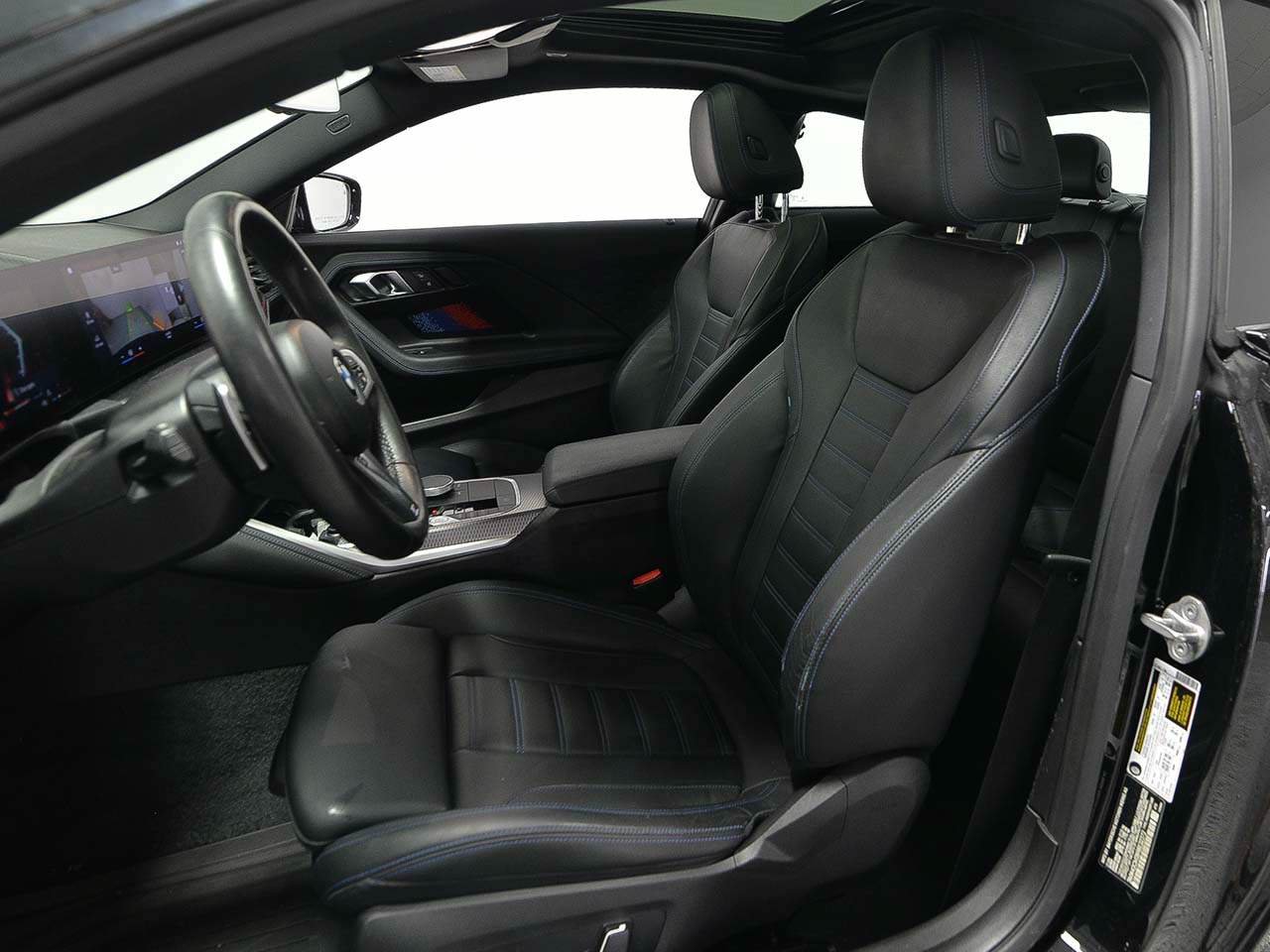 Used 2024 BMW M240i Coupe RWD image 7