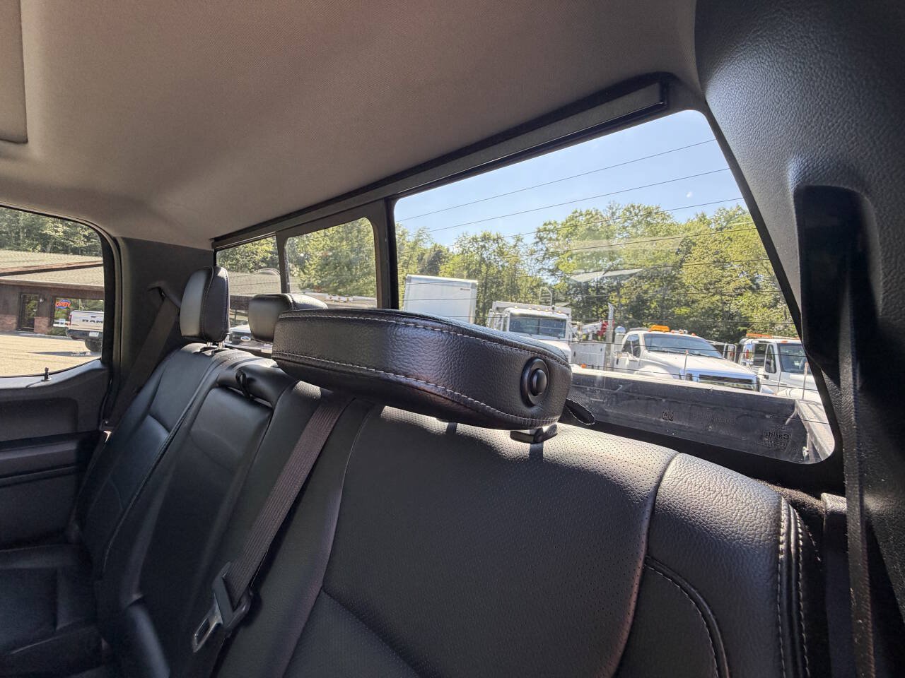 Used 2017 Ford F250 Lariat w/ Lariat Ultimate Package AWD/4WD image 41