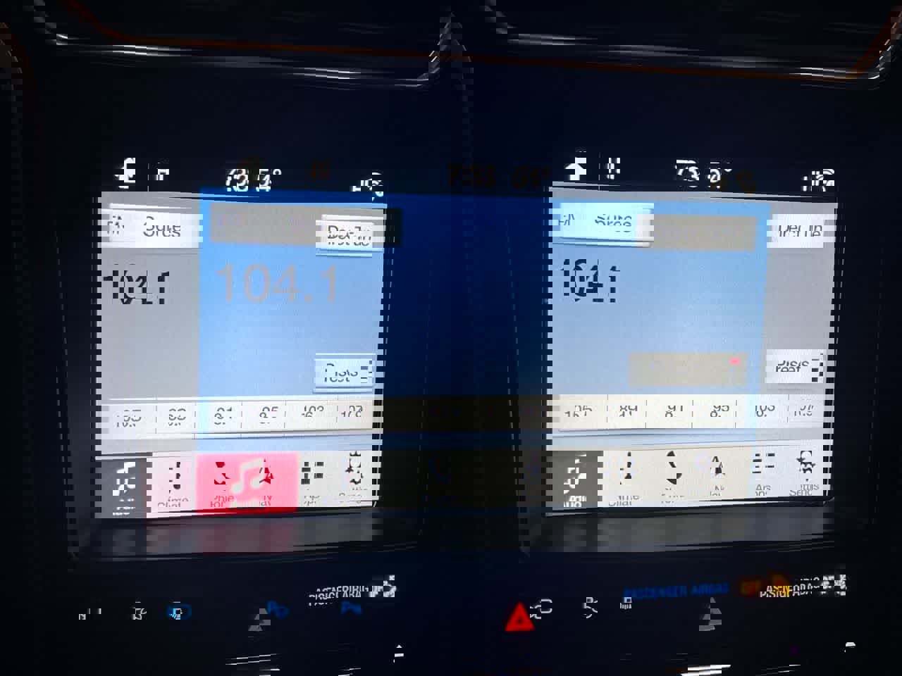 Used 2017 Ford Explorer Platinum image 16