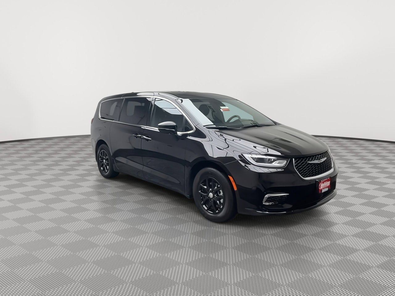 Used 2025 Chrysler Pacifica Select FWD image 32