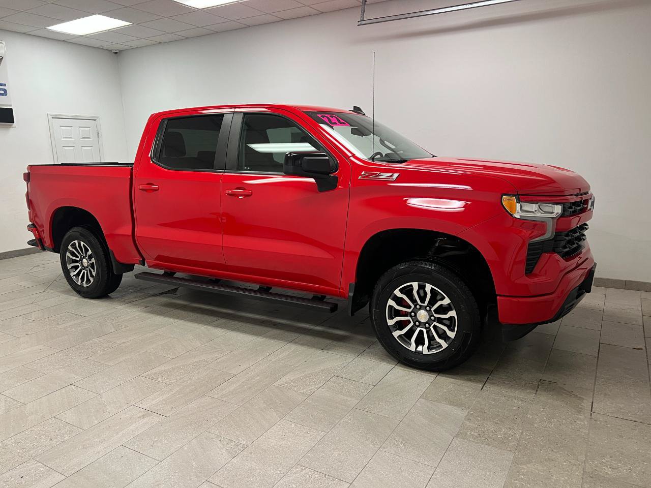 Used 2022 Chevrolet Silverado 1500 RST AWD/4WD image 14