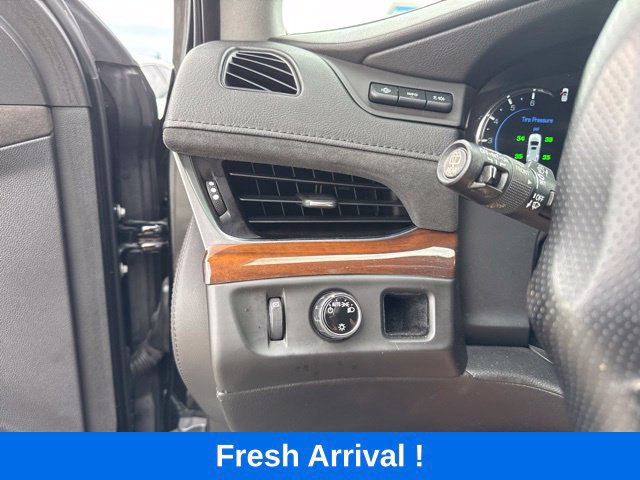 Used 2019 Cadillac Escalade ESV Luxury RWD image 9