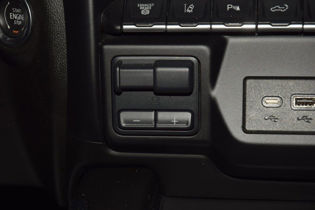 Used 2023 Chevrolet Silverado 2500 High Country w/ Z71 Off-Road Package image 35