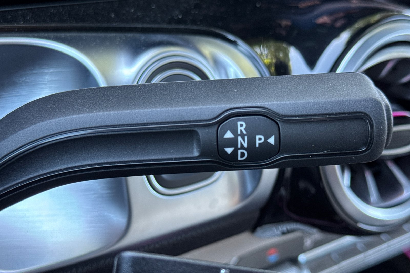 New 2025 Mercedes-Benz GLB 250 4MATIC image 22