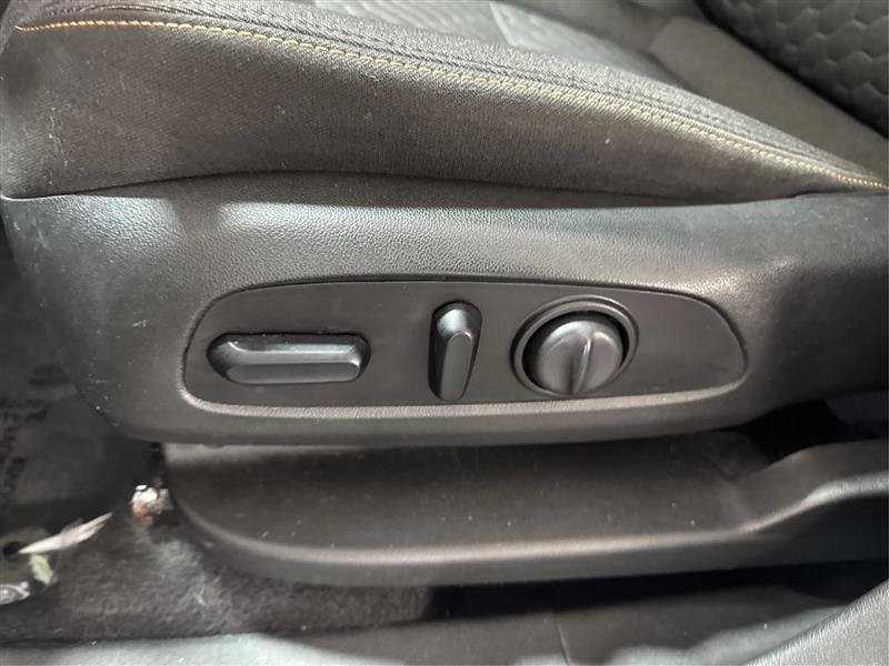 Used 2021 Chevrolet Equinox LT AWD/4WD image 19