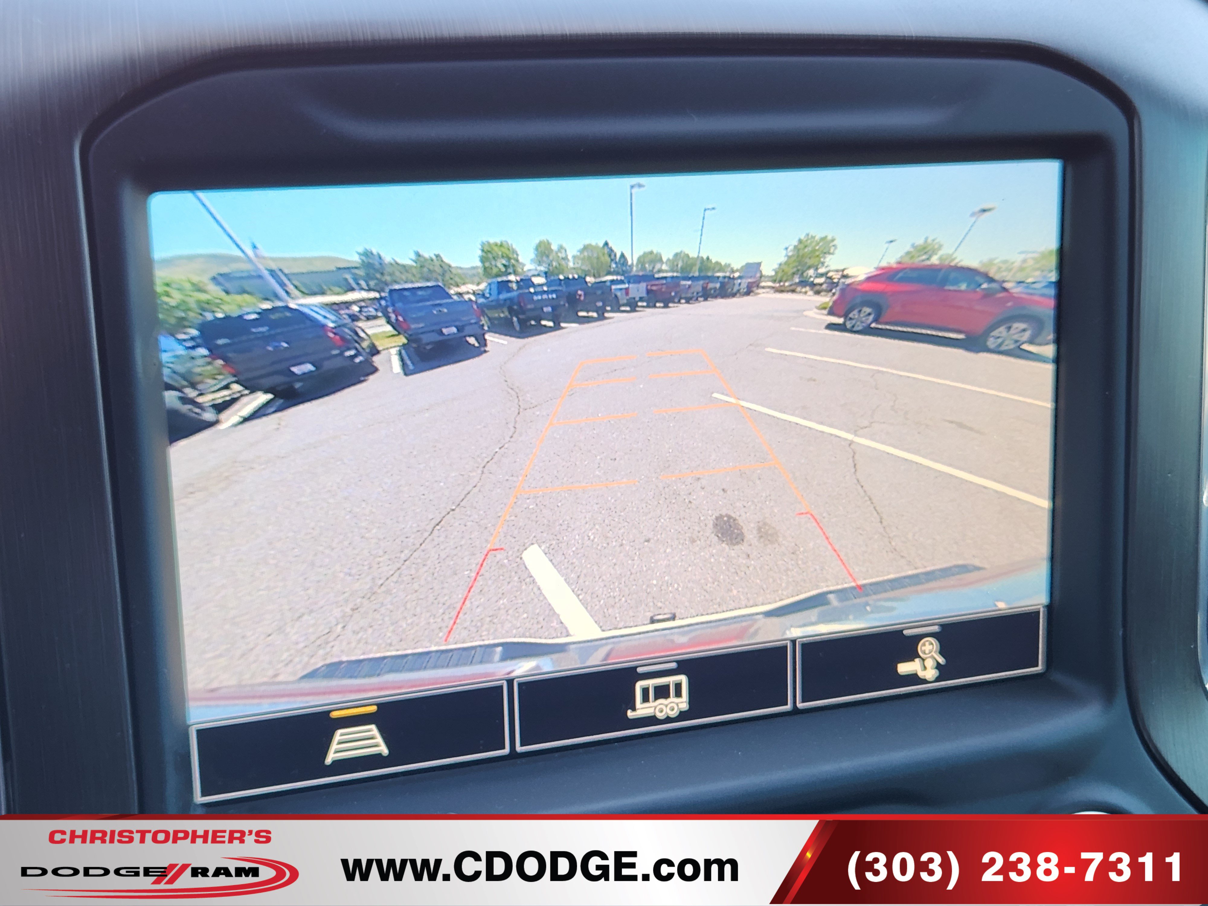 Used 2021 GMC Sierra 2500 AT4 AWD/4WD image 13