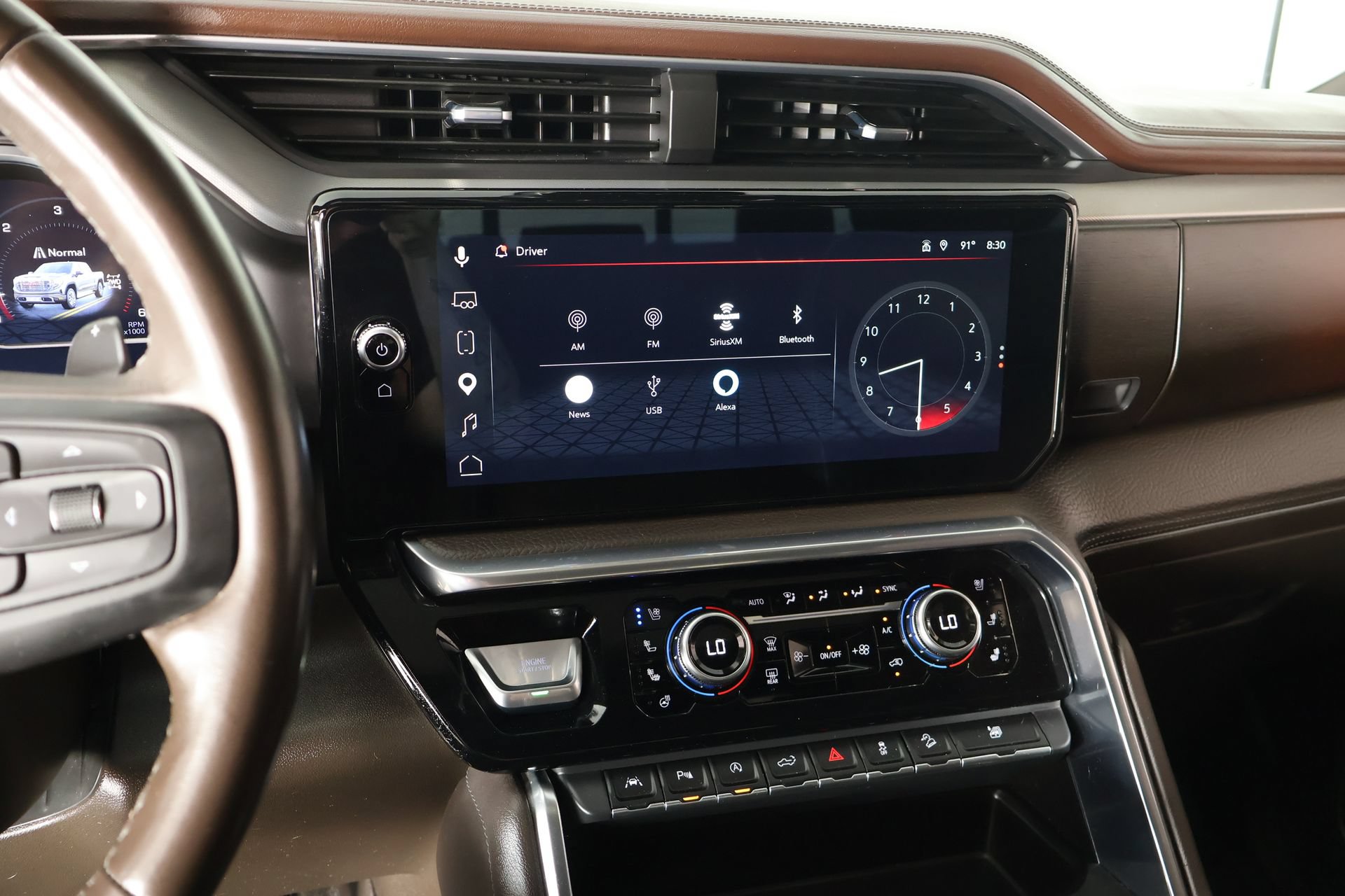 Used 2023 GMC Sierra 1500 Denali AWD/4WD image 5