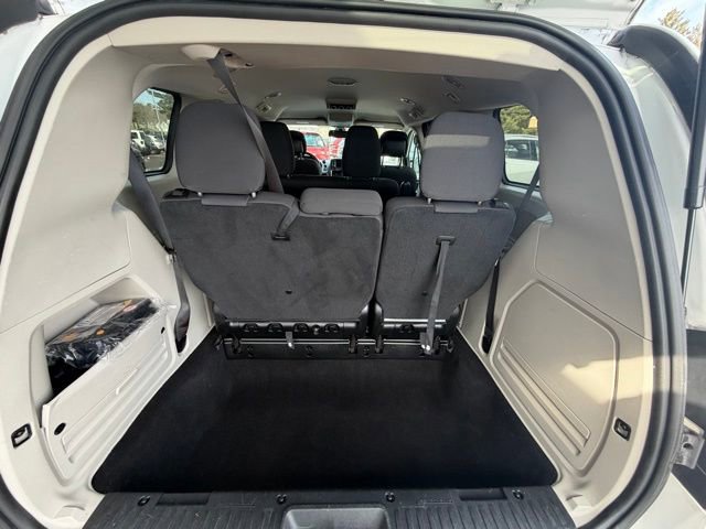 Used 2019 Dodge Grand Caravan SE w/ Rear Park Assist Package image 19