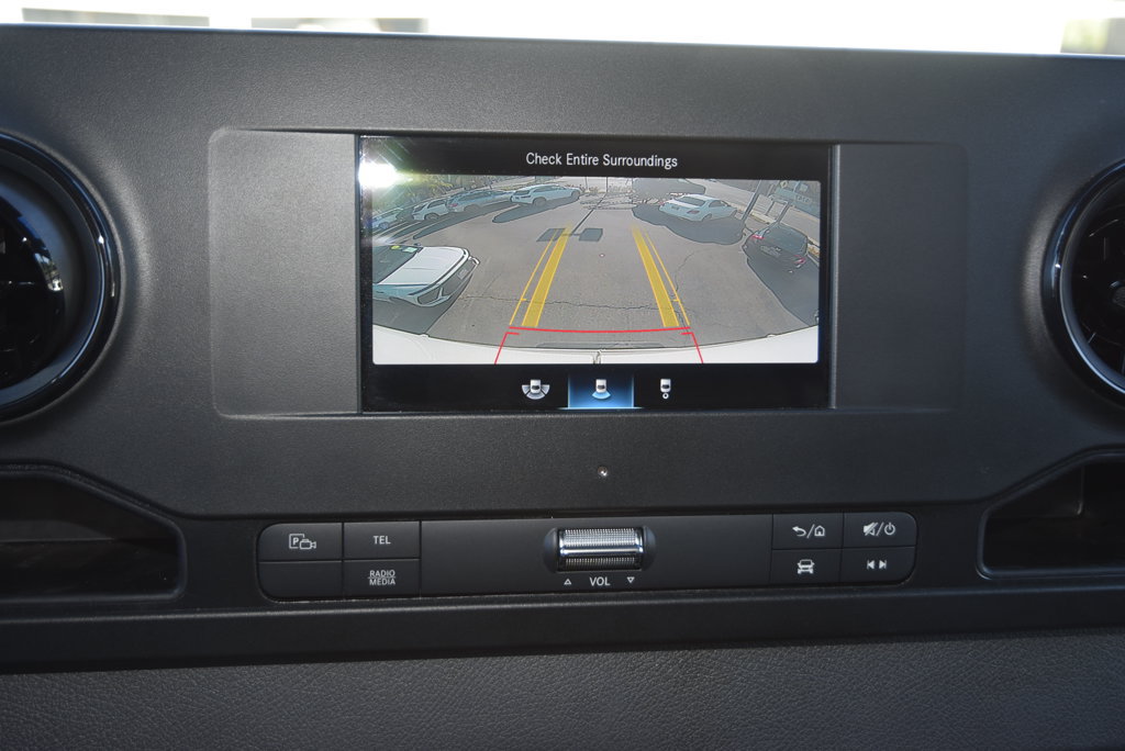 Used 2024 Mercedes-Benz Sprinter 3500 w/ Acoustic Package image 25