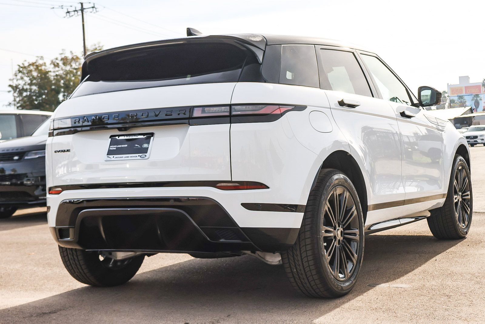 New 2026 Land Rover Range Rover Evoque Dynamic SE image 5