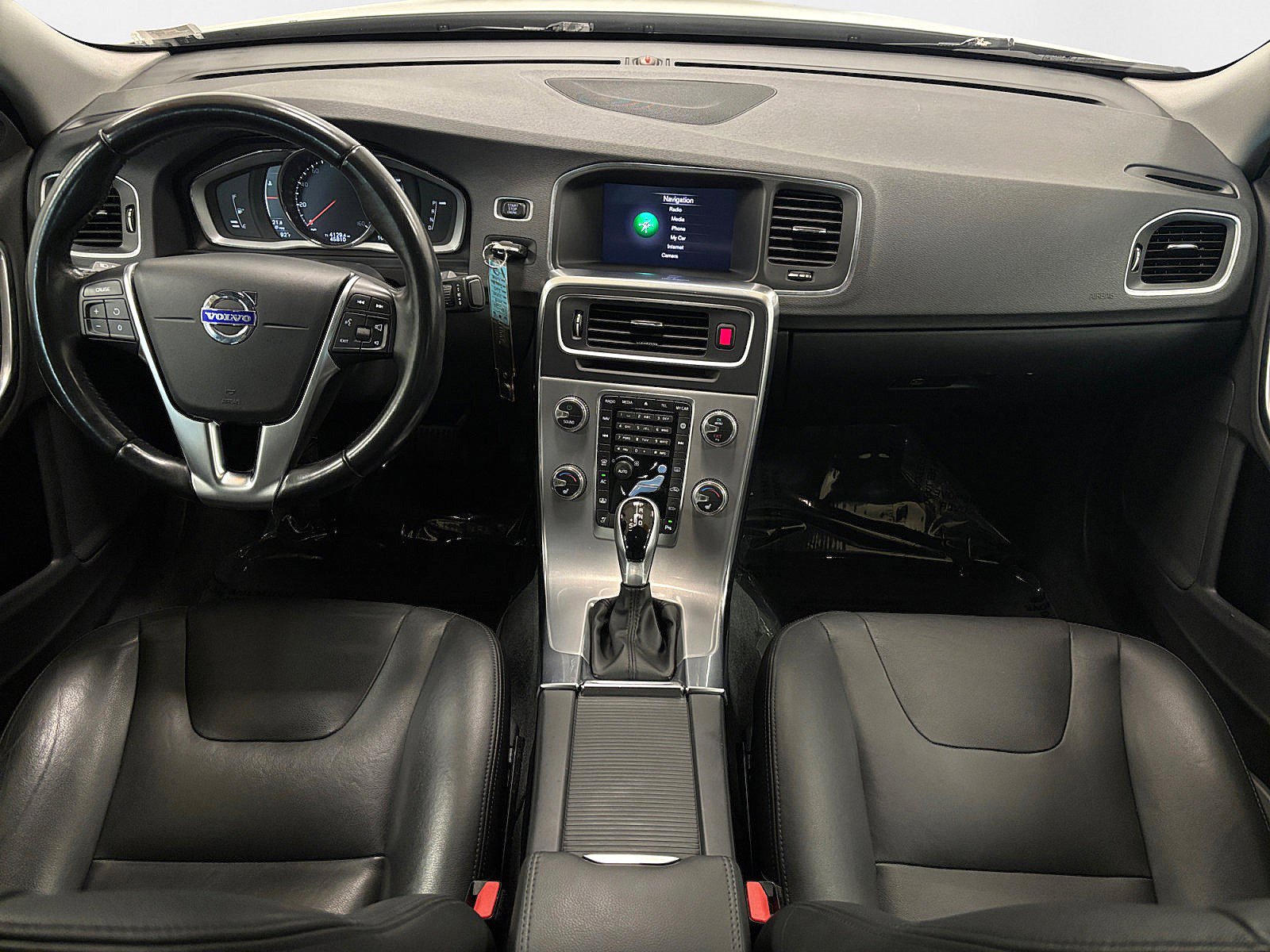 Used 2018 Volvo S60 T5 Inscription w/ Protection Package FWD image 14