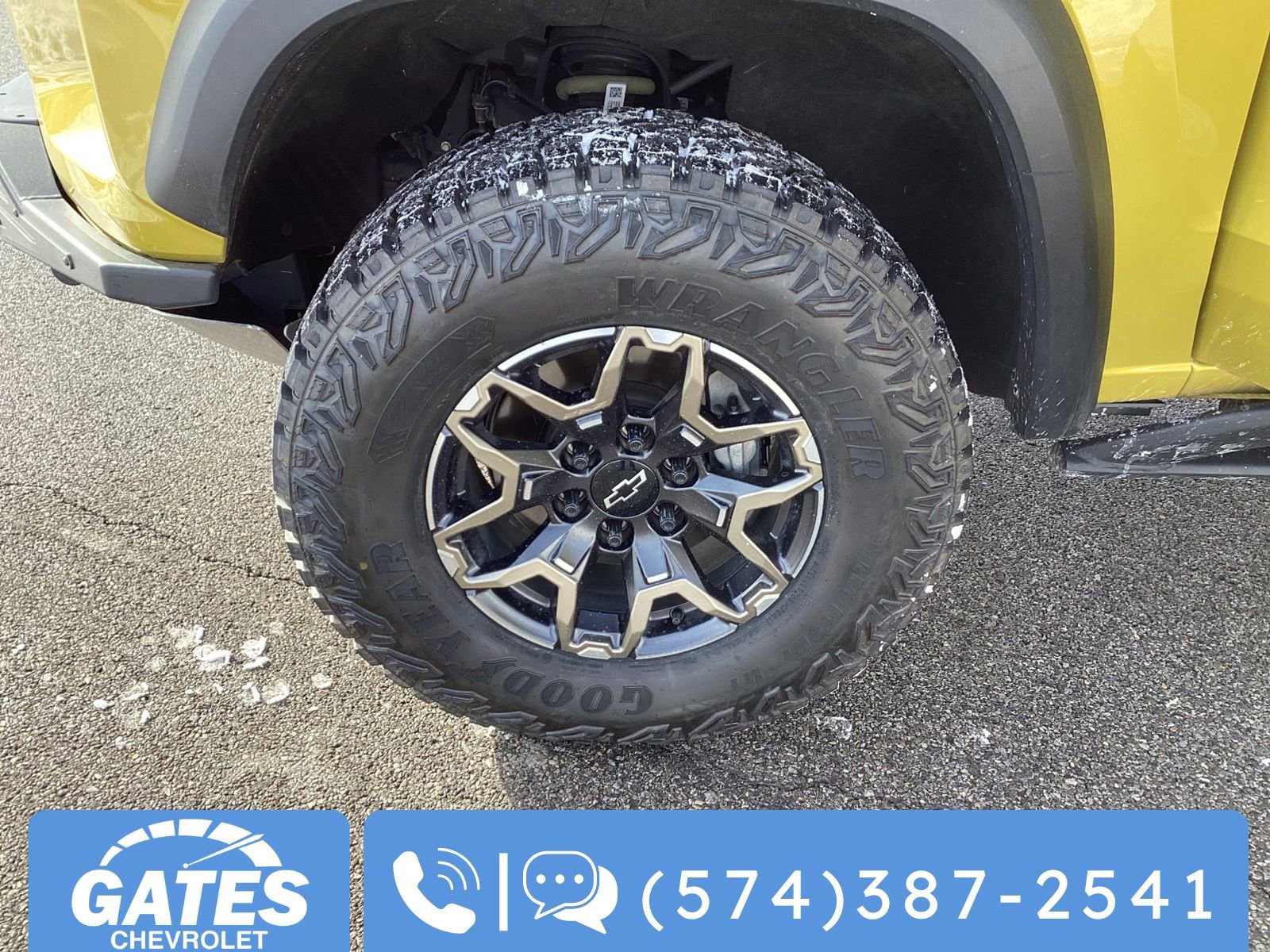 Used 2023 Chevrolet Colorado ZR2 w/ ZR2 Convenience Package III image 37