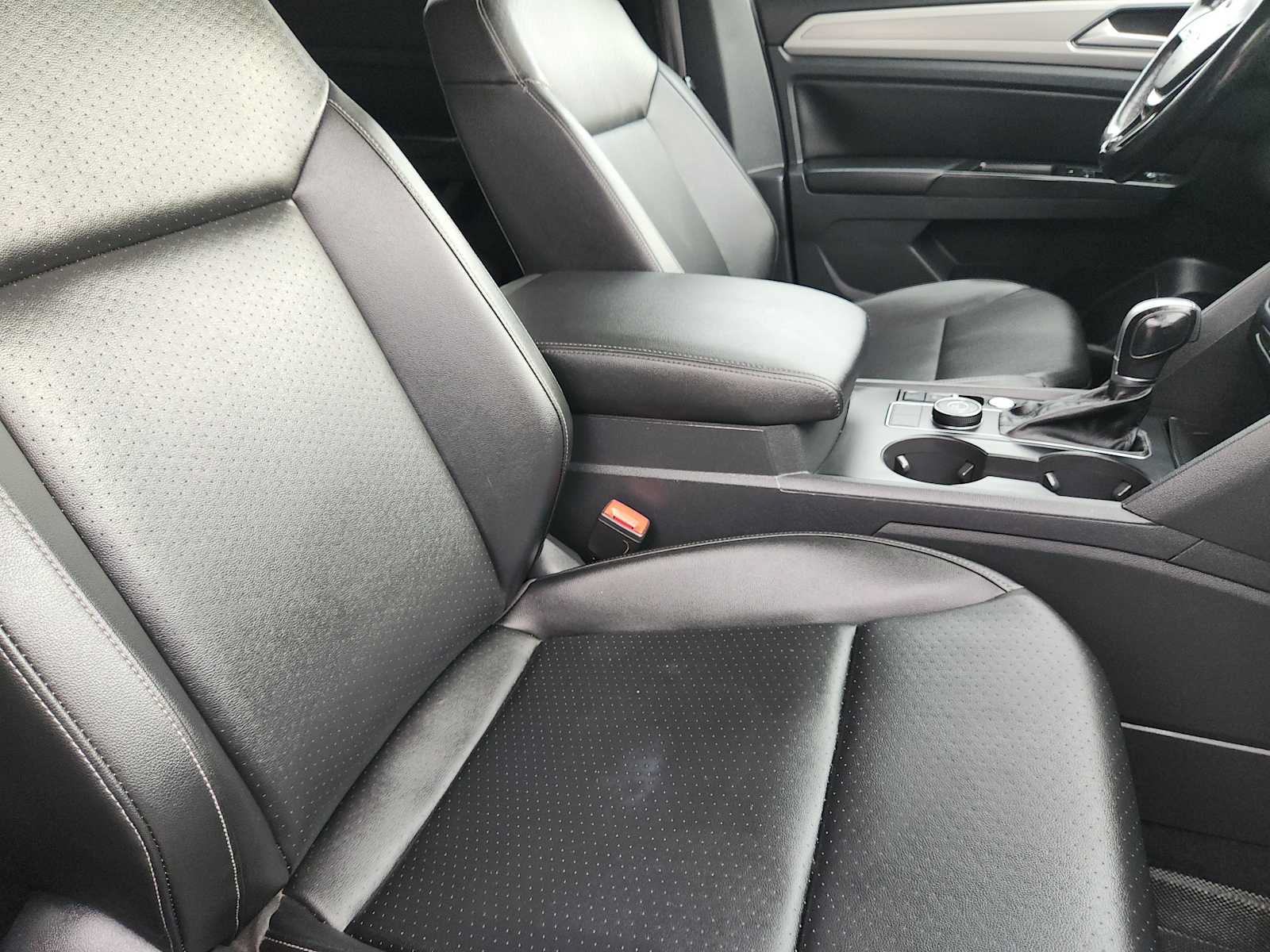 Used 2018 Volkswagen Atlas SE AWD/4WD image 15