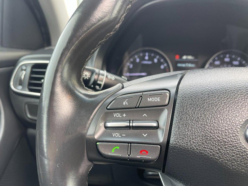 Used 2020 Hyundai Elantra GT w/ Style Package 02 FWD image 24