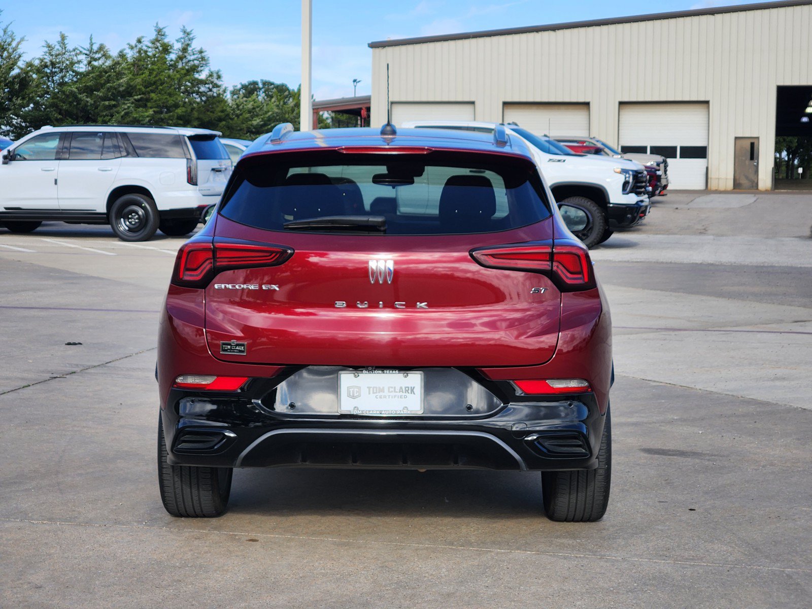Used 2024 Buick Encore GX Sport Touring w/ Comfort Package FWD image 31