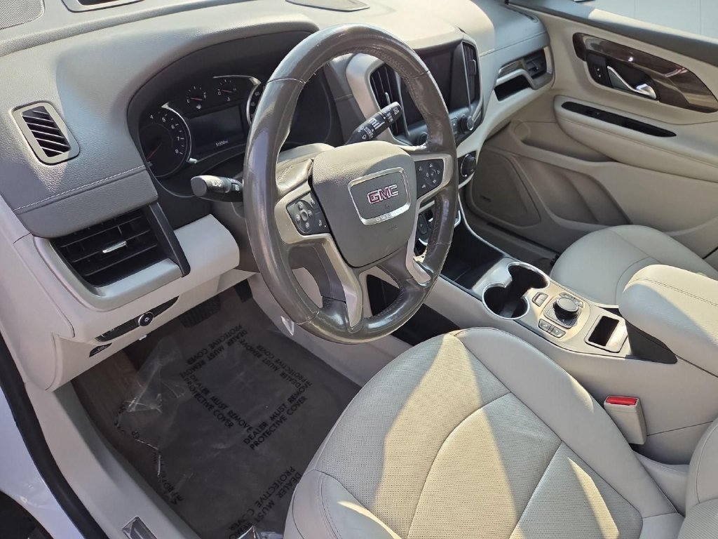 Used 2020 GMC Terrain Denali w/ Denali Premium Package AWD/4WD image 11