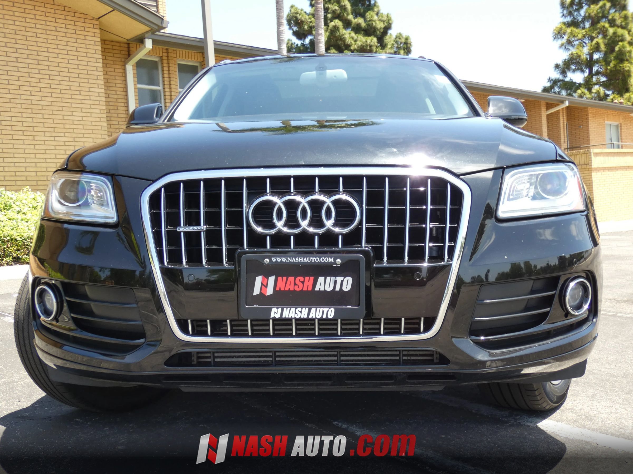 Used 2016 Audi Q5 2.0T Premium Plus w/ Technology Package AWD/4WD image 17