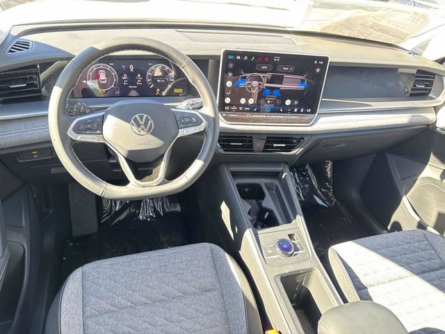 Certified 2025 Volkswagen Tiguan S w/ 18" Wheel Package FWD image 7
