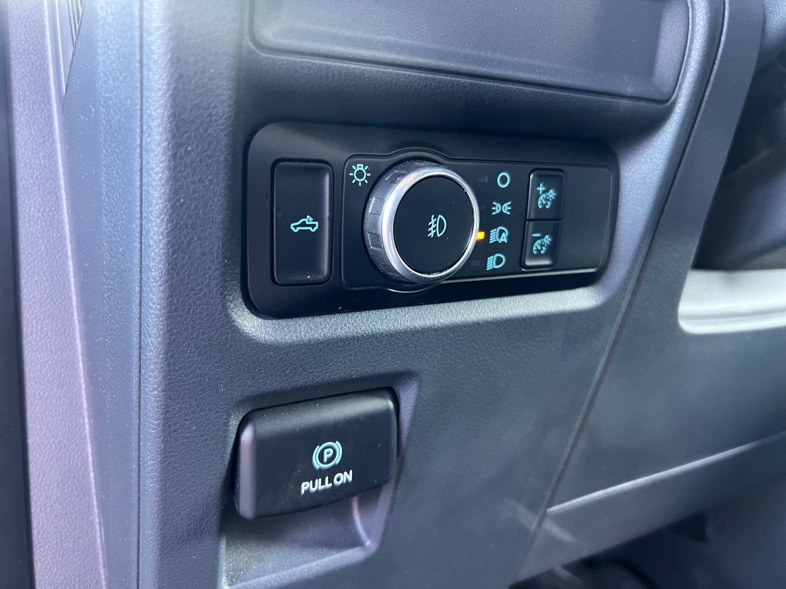 Used 2024 Ford F150 STX image 18