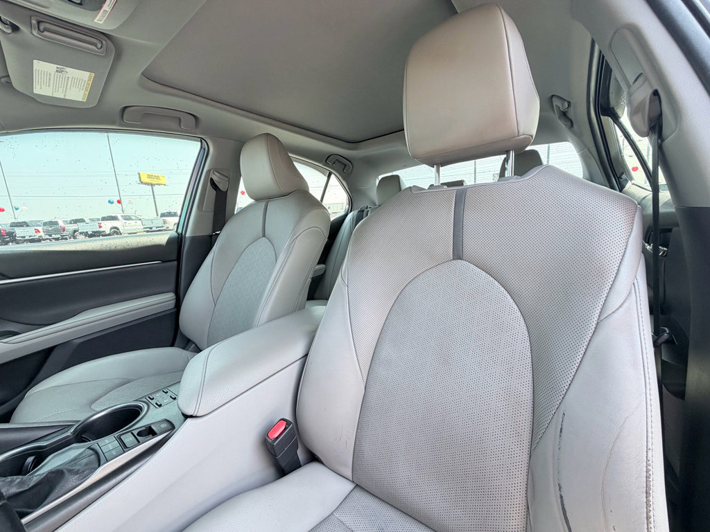 Used 2021 Toyota Camry XSE w/ Navigation Package FWD image 20