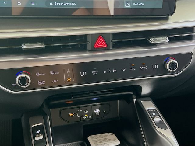 New 2026 Kia Sorento EX image 16