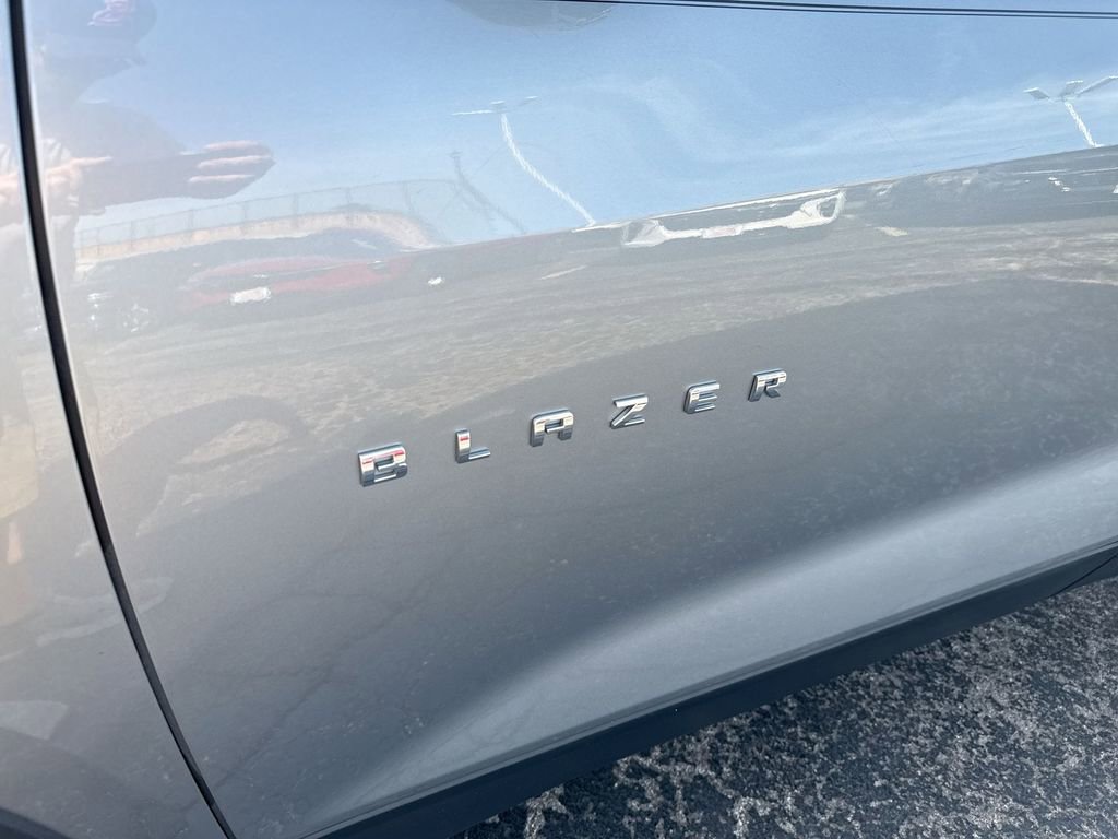 Used 2024 Chevrolet Blazer LT w/ Convenience Package image 32