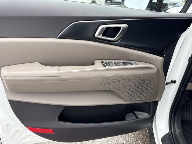 New 2026 Kia Carnival LX image 10