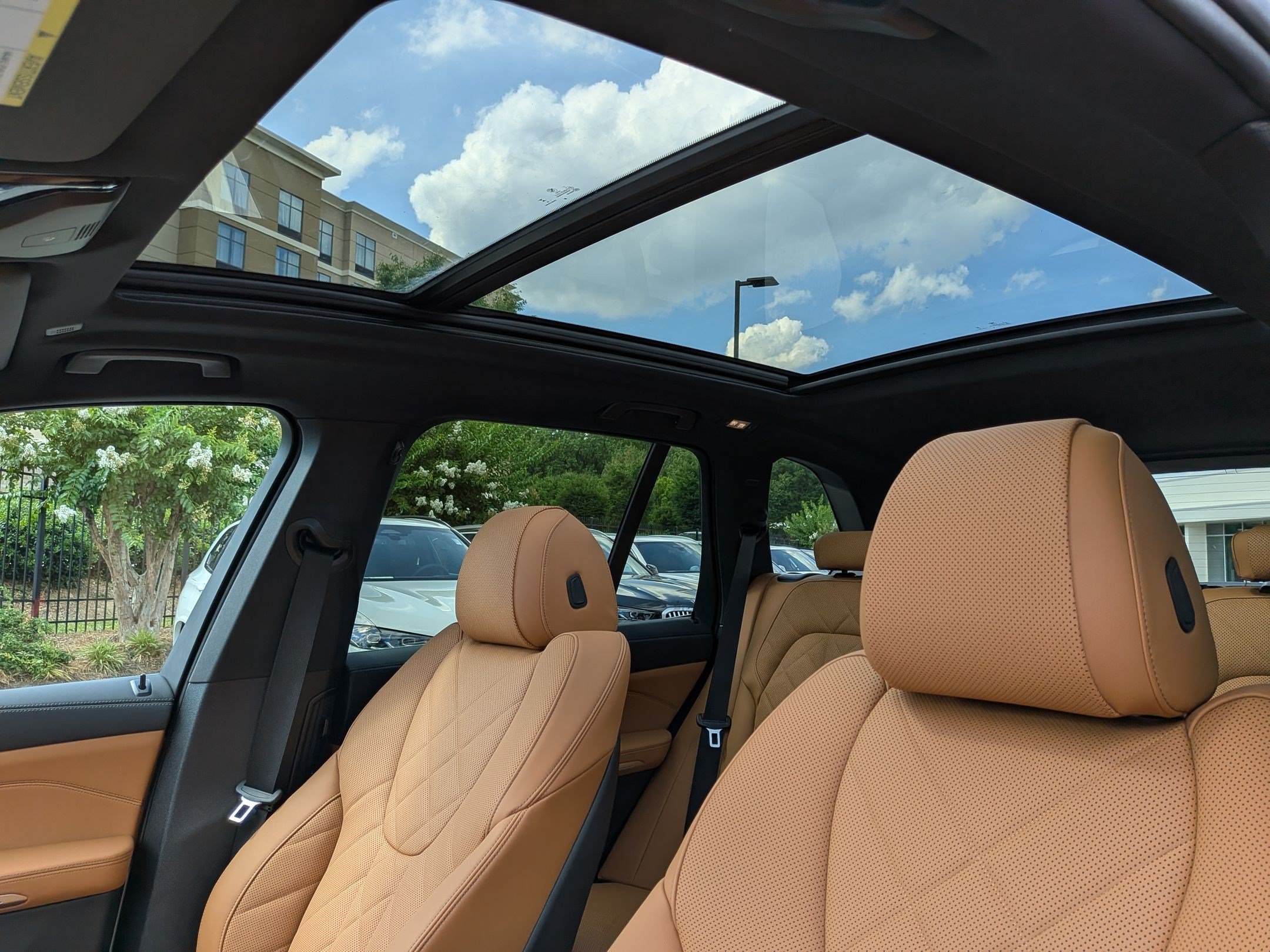 New 2026 BMW X5 xDrive40i w/ Premium Package AWD/4WD image 17