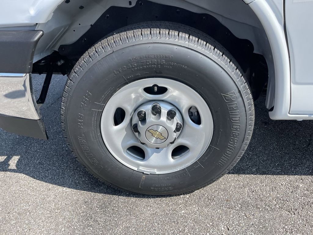 New 2025 Chevrolet Express 2500 w/ Driver Convenience Package image 6