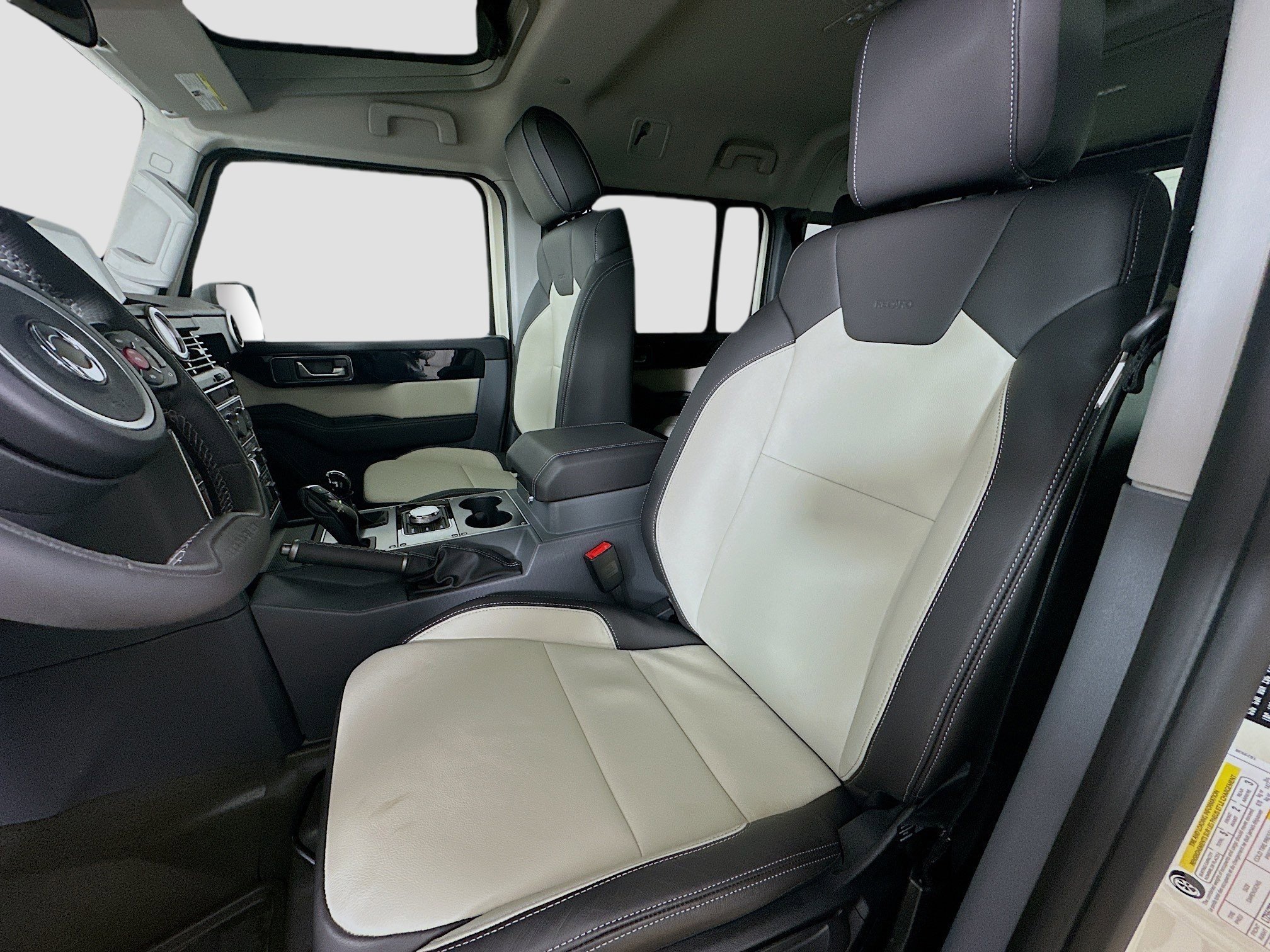 New 2025 INEOS Grenadier Station Wagon AWD/4WD image 34