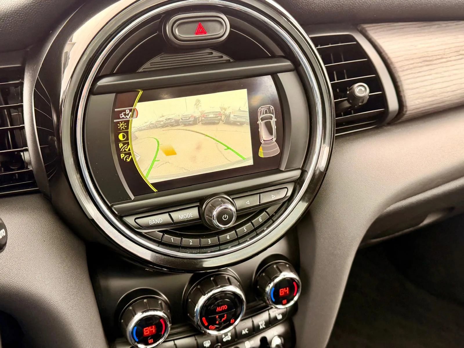 Used 2015 MINI Cooper S image 16