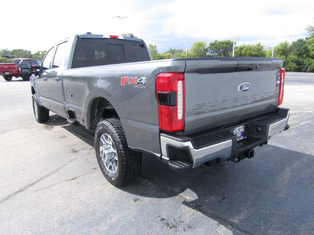 New 2026 Ford F350 Lariat w/ FX4 Off-Road Package image 5