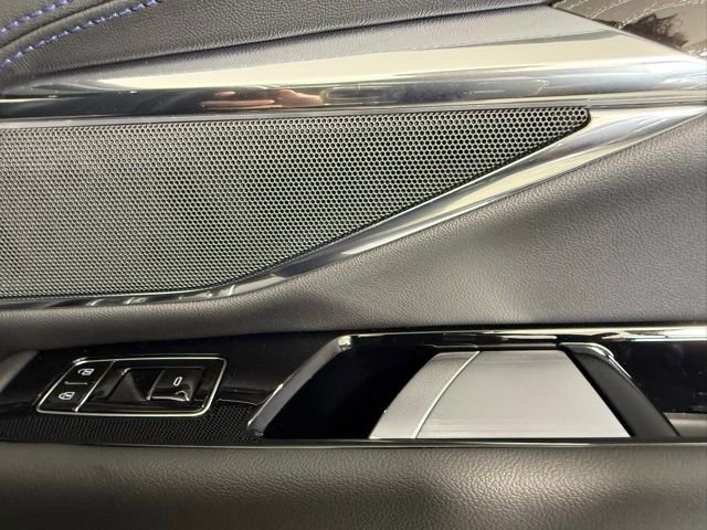 New 2026 Cadillac Escalade IQL Luxury image 28