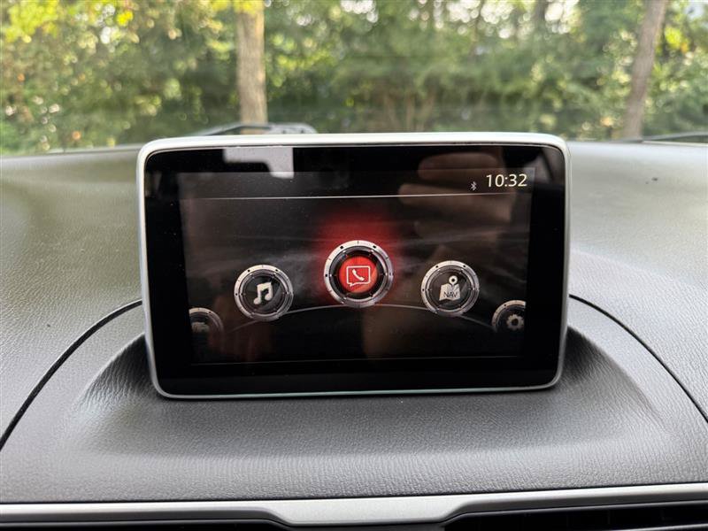 Used 2014 MAZDA MAZDA3 i Touring w/ Technology Package FWD image 35
