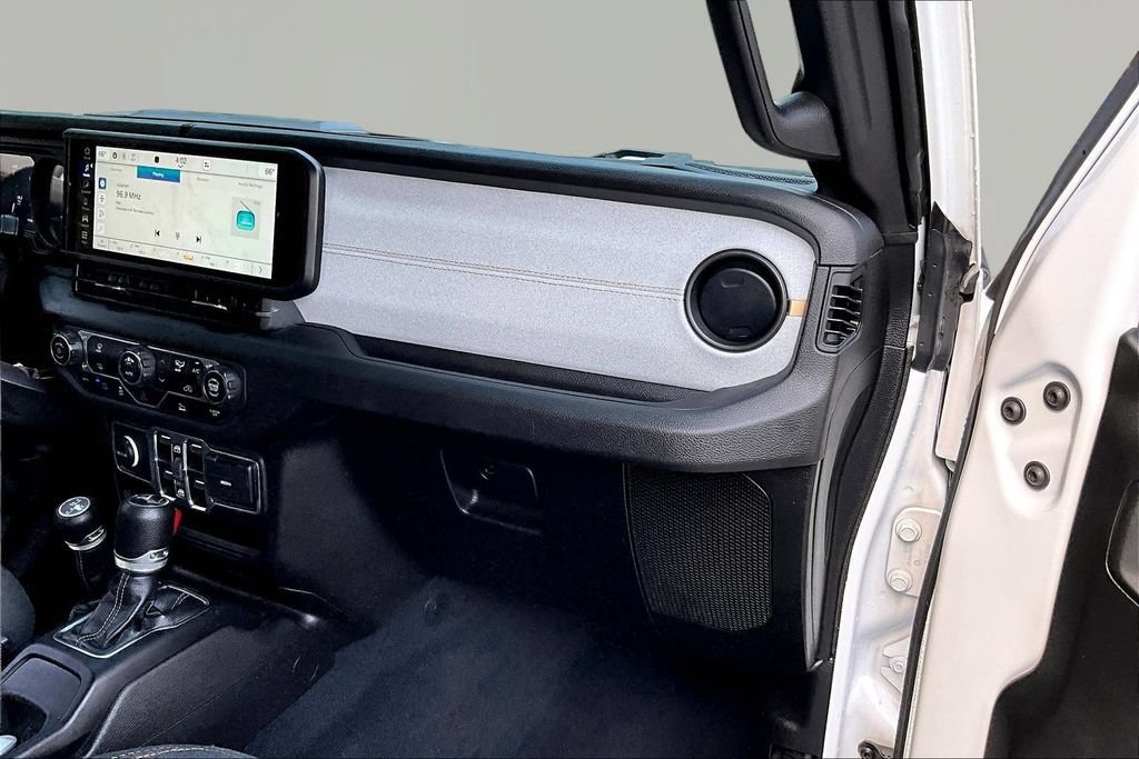 Used 2024 Jeep Wrangler Unlimited AWD/4WD image 20