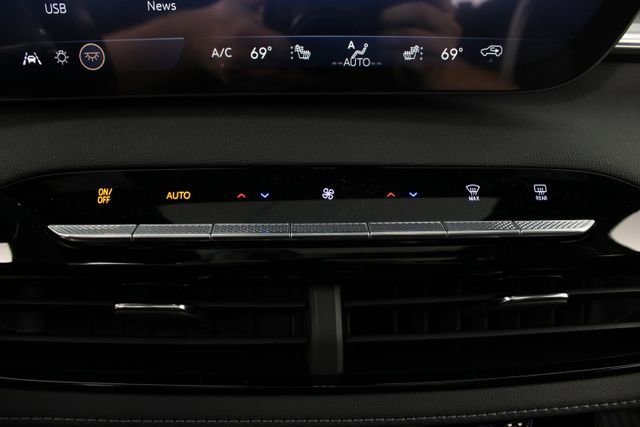 New 2026 Buick Enclave Preferred AWD/4WD image 8