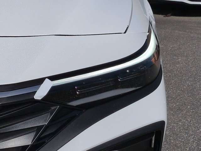 New 2026 Hyundai Elantra SEL Sport FWD image 10