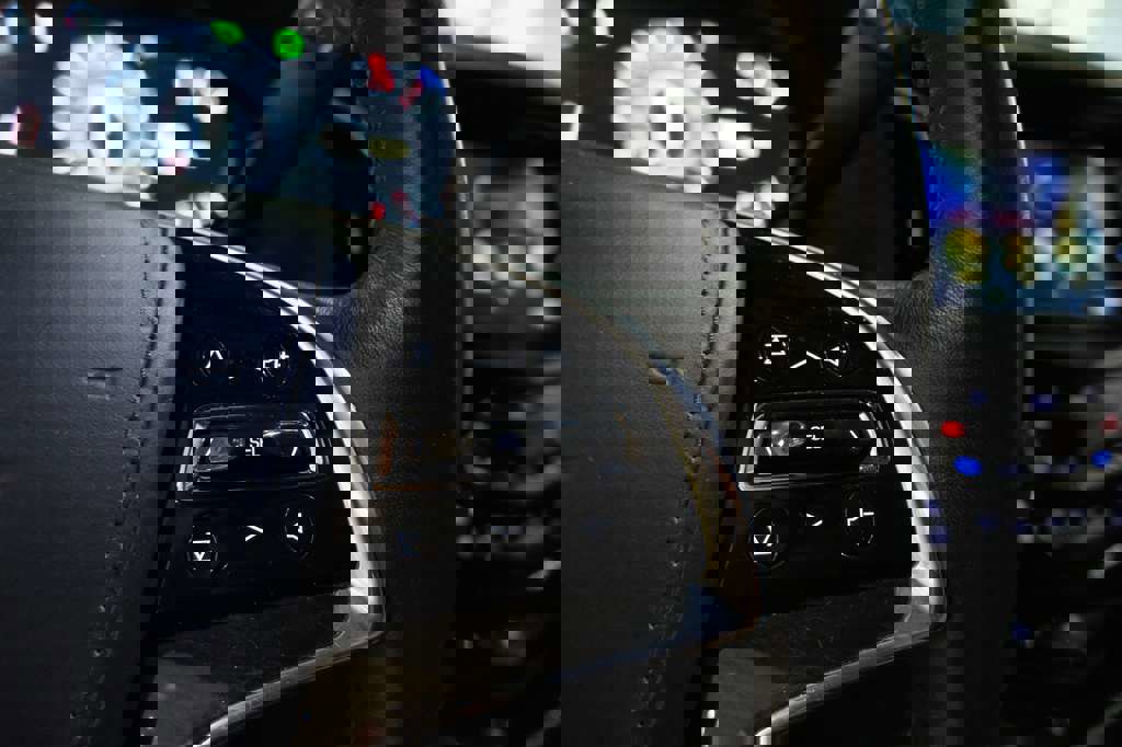 Used 2020 Cadillac Escalade ESV Platinum AWD/4WD image 44