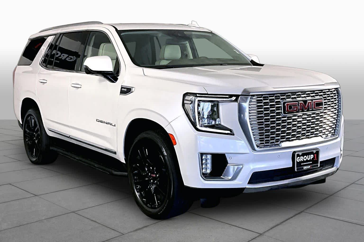 Used 2023 GMC Yukon Denali w/ Max Trailering Package AWD/4WD image 3
