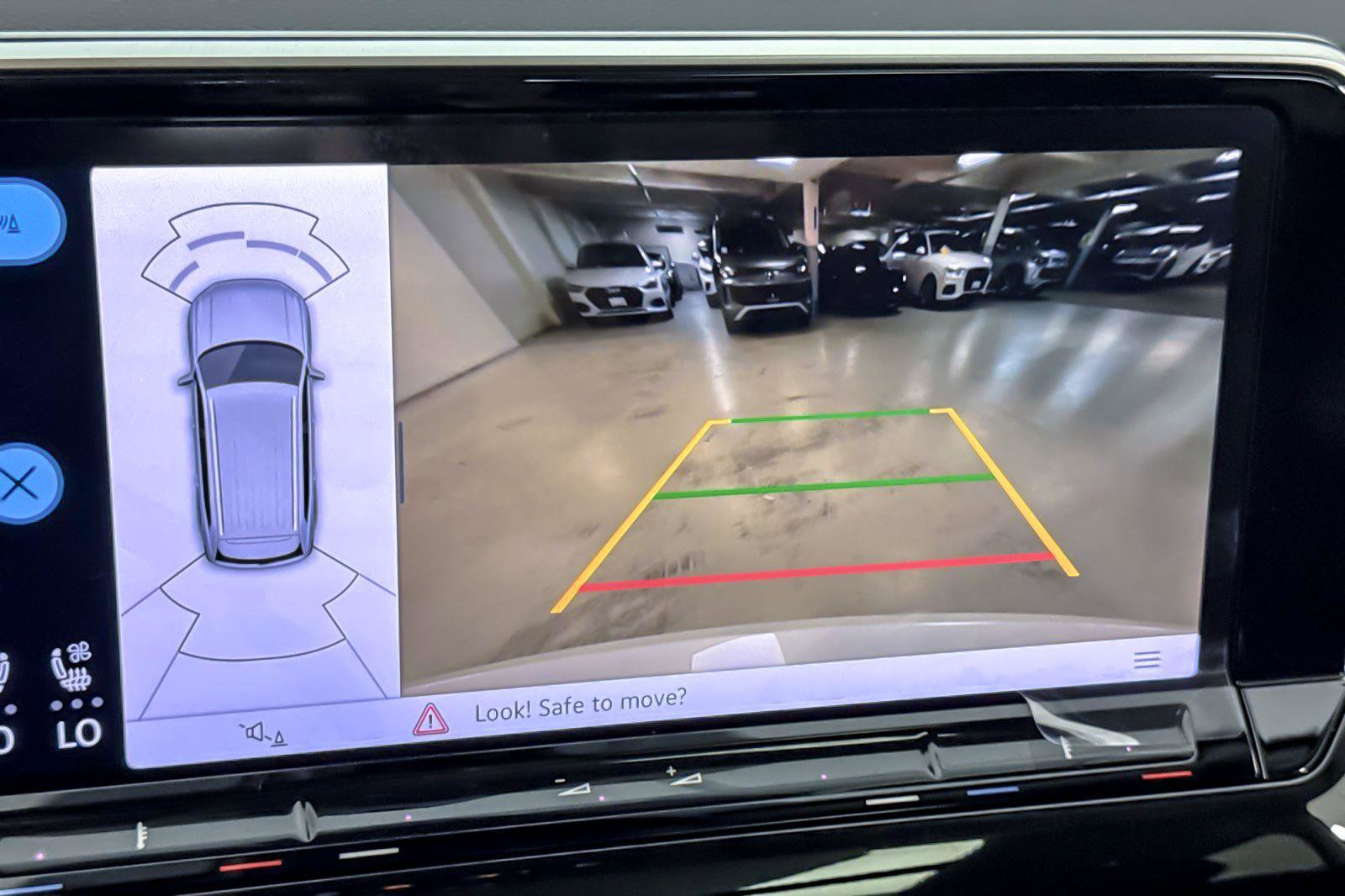 New 2026 Volkswagen Atlas SE image 19