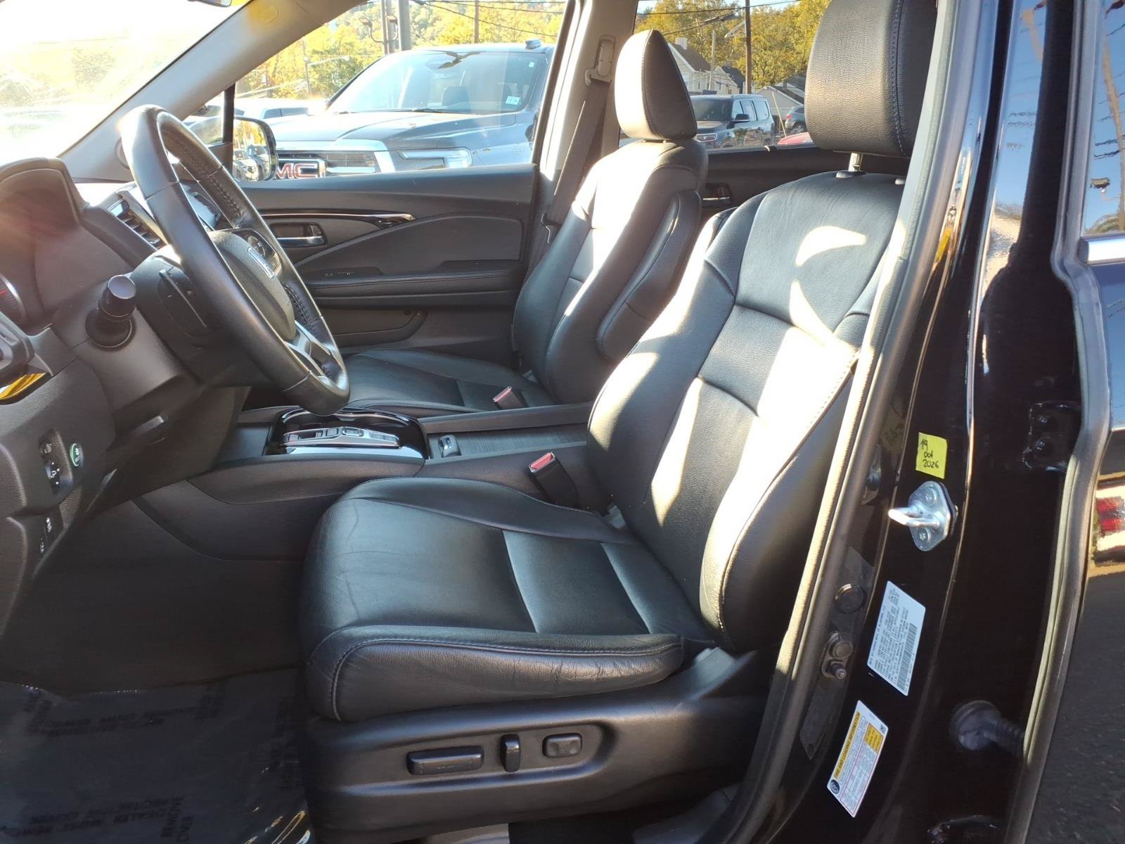 Certified 2021 Honda Pilot Touring image 20