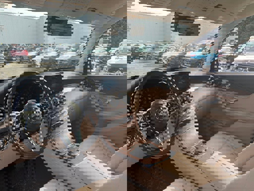 Used 2022 Mercedes-Benz GLC 300 4MATIC image 14