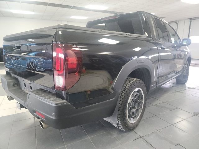 Used 2024 Honda Ridgeline Black Edition image 3