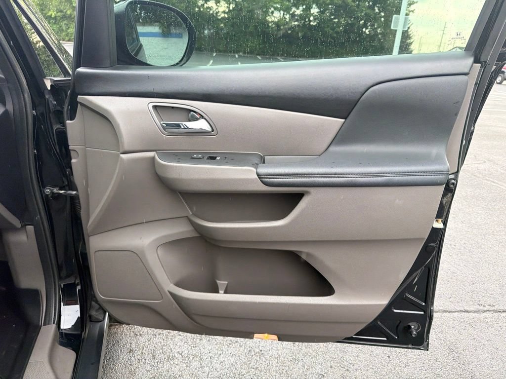 Used 2017 Honda Odyssey EX-L image 27