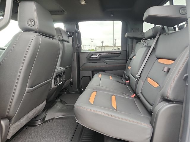 New 2026 GMC Sierra 3500 AT4 w/ Technology Package AWD/4WD image 9