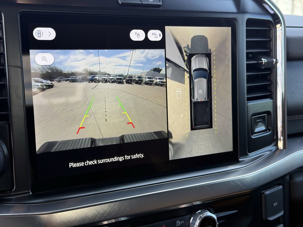 New 2026 Ford F350 King Ranch w/ FX4 Off-Road Package image 46