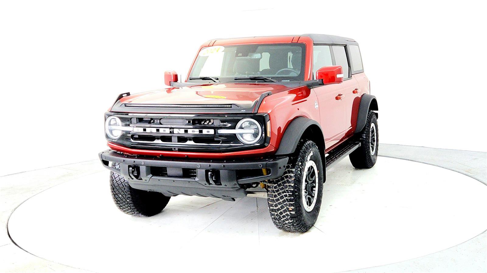 Used 2024 Ford Bronco Outer Banks w/ Sasquatch Package image 2