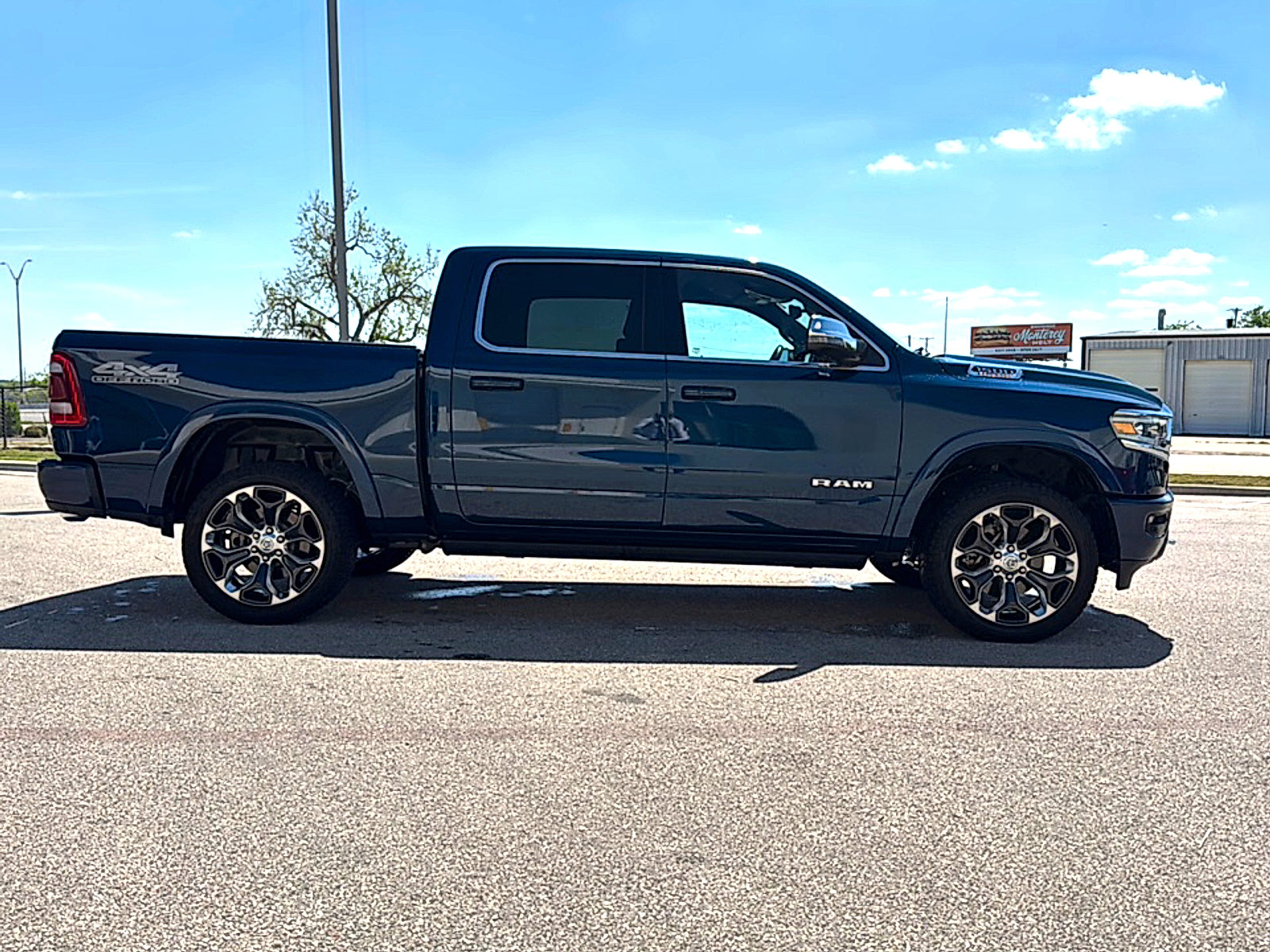 Used 2023 RAM 1500 Limited image 5